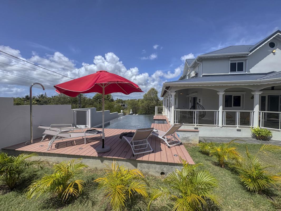 4.Location villa piscine le moule guadeloupe_Piscine